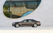 Cars wallpapers BMW 750Li - 2012