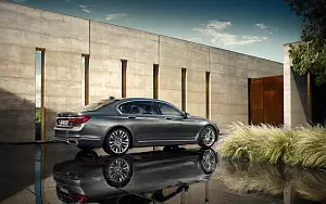 Cars wallpapers BMW 750Li xDrive Design Pure Excellence - 2009