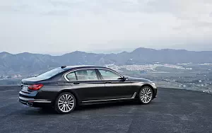 Cars wallpapers BMW 750Li xDrive - 2009