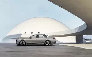 Cars wallpapers BMW i7 xDrive60 - 2022
