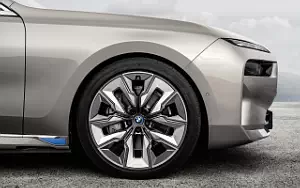 Cars wallpapers BMW i7 xDrive60 - 2022