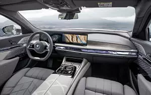 Cars wallpapers BMW i7 xDrive60 - 2022