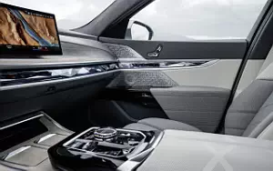 Cars wallpapers BMW i7 xDrive60 - 2022
