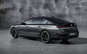 Cars wallpapers BMW M760e xDrive - 2022