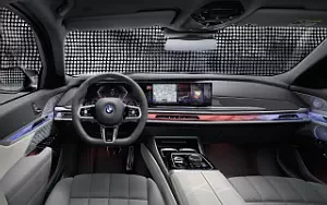 Cars wallpapers BMW M760e xDrive - 2022