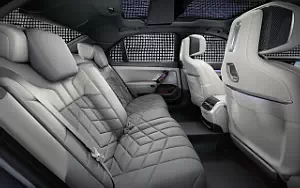 Cars wallpapers BMW M760e xDrive - 2022