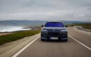 Cars wallpapers BMW i7 M70 xDrive (Frozen Tanzanite Blue) - 2023