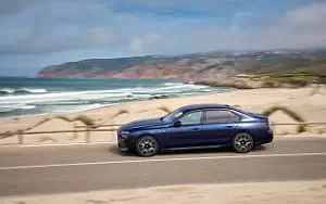 Cars wallpapers BMW i7 M70 xDrive (Frozen Tanzanite Blue) - 2023