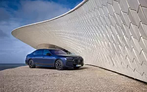 Cars wallpapers BMW i7 M70 xDrive (Frozen Tanzanite Blue) - 2023