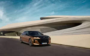 Cars wallpapers BMW i7 M70 xDrive - 2023