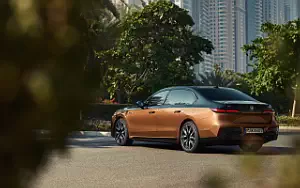 Cars wallpapers BMW i7 M70 xDrive - 2023