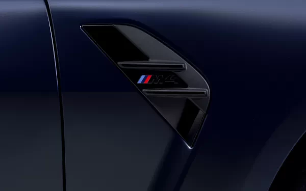 Cars wallpapers BMW M4 CS Edition VR46 - 2025