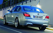 BMW M5 Sedan - 2004