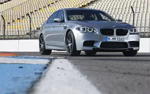 Cars wallpapers BMW M5 - 2013