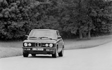 Cars wallpapers BMW M5 E28