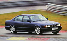 Cars wallpapers BMW M5 E34