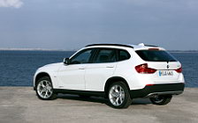 Cars wallpapers BMW X1 - 2009