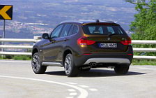 Cars wallpapers BMW X1 - 2009