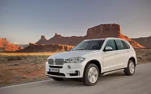 Cars wallpapers BMW X5 xDrive30d - 2013