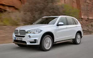 Cars wallpapers BMW X5 xDrive30d - 2013