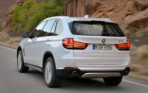 Cars wallpapers BMW X5 xDrive30d - 2013