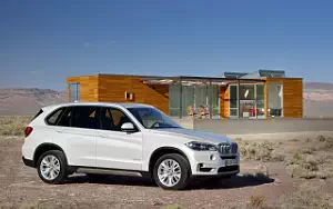 Cars wallpapers BMW X5 xDrive30d - 2013