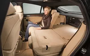 Cars wallpapers BMW X6 - 2011