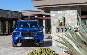 Cars wallpapers BMW X7 M60i xDrive - 2022
