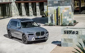 Cars wallpapers BMW X7 xDrive40i - 2022
