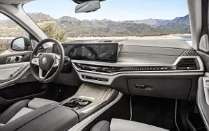 Cars wallpapers BMW X7 xDrive40i - 2022