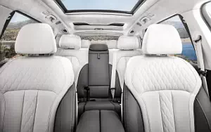 Cars wallpapers BMW X7 xDrive40i - 2022
