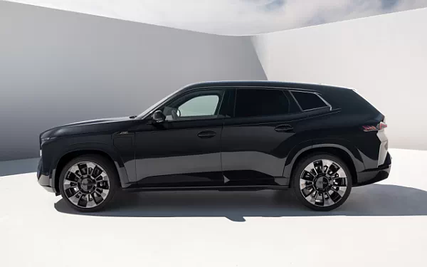 Cars wallpapers BMW XM (Black) - 2023