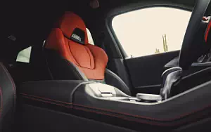 Cars wallpapers BMW XM Label Red - 2023