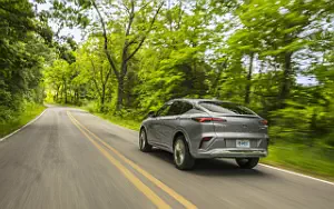 Cars wallpapers Buick Envista Avenir (Moonstone Gray Metallic) - 2023