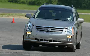 Cars wallpapers Cadillac SRX - 2004