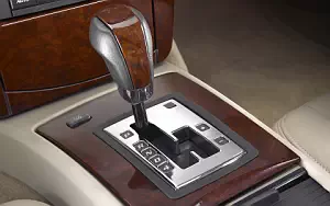 Cars wallpapers Cadillac SRX - 2004