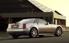 Cars wallpapers Cadillac XLR 2004