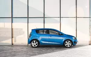 Cars wallpapers Chevrolet Aveo - 2011