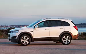 Cars wallpapers Chevrolet Captiva - 2013