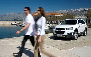 Cars wallpapers Chevrolet Captiva - 2013