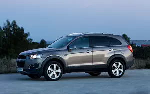 Cars wallpapers Chevrolet Captiva - 2013