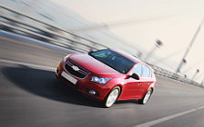 Cars wallpapers Chevrolet Cruze Hatchback - 2011