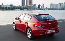 Cars wallpapers Chevrolet Cruze Hatchback - 2011