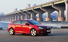 Cars wallpapers Chevrolet Cruze Hatchback - 2011