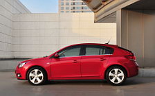 Cars wallpapers Chevrolet Cruze Hatchback - 2011