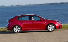 Cars wallpapers Chevrolet Cruze Hatchback - 2011