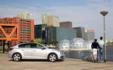 Cars wallpapers Chevrolet Cruze Hatchback - 2011