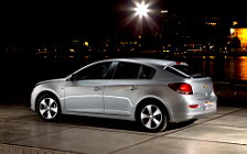 Cars wallpapers Chevrolet Cruze Hatchback - 2011