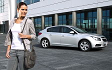 Cars wallpapers Chevrolet Cruze Hatchback - 2011