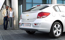 Cars wallpapers Chevrolet Cruze Hatchback - 2011